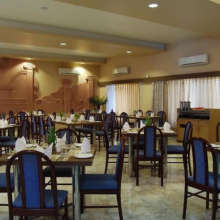 Lion Lords Inn Rajula Exterior photo