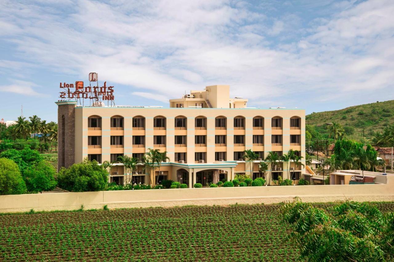Lion Lords Inn Rajula Exterior photo